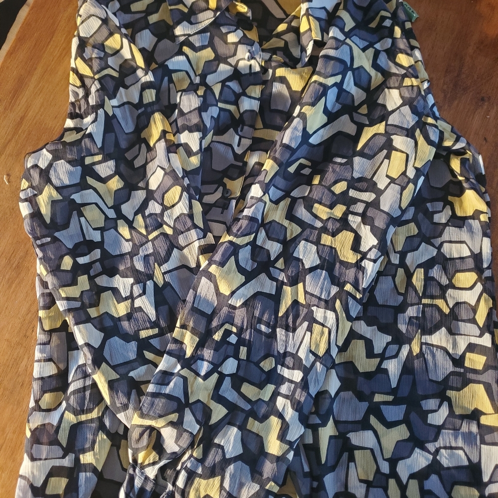 dress shirt